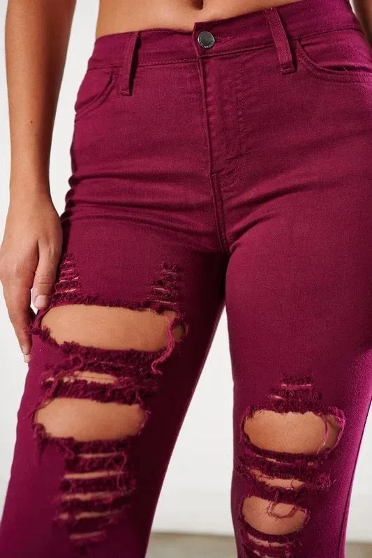 Classic Distressed Legs Jeans