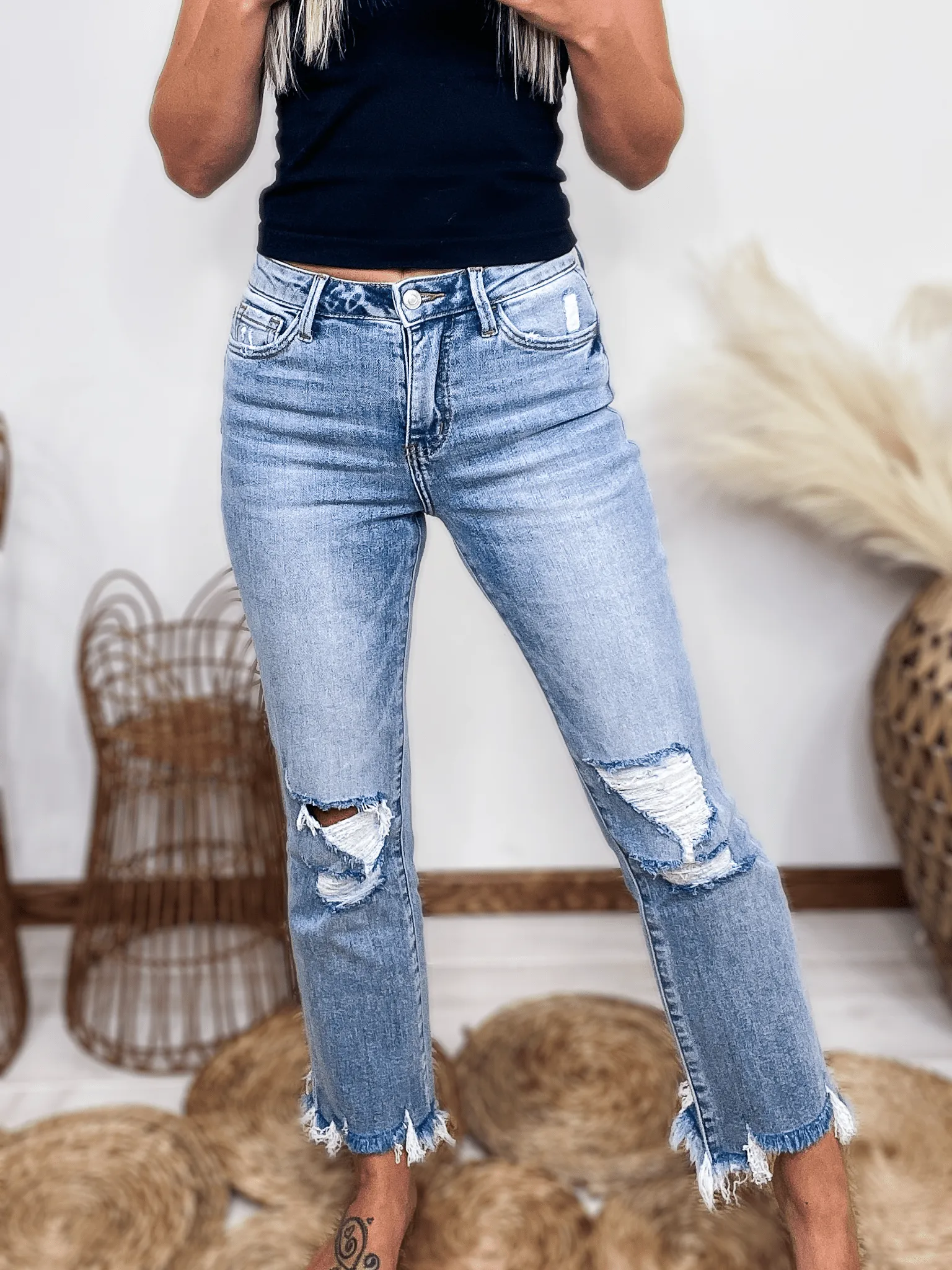 Cropped Flare Comfort Stretch Distressed Jeans