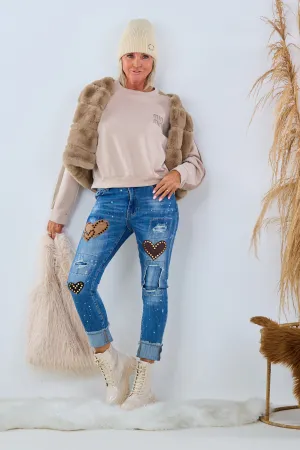 Jeans mit aufgesetzten Herzen, denim