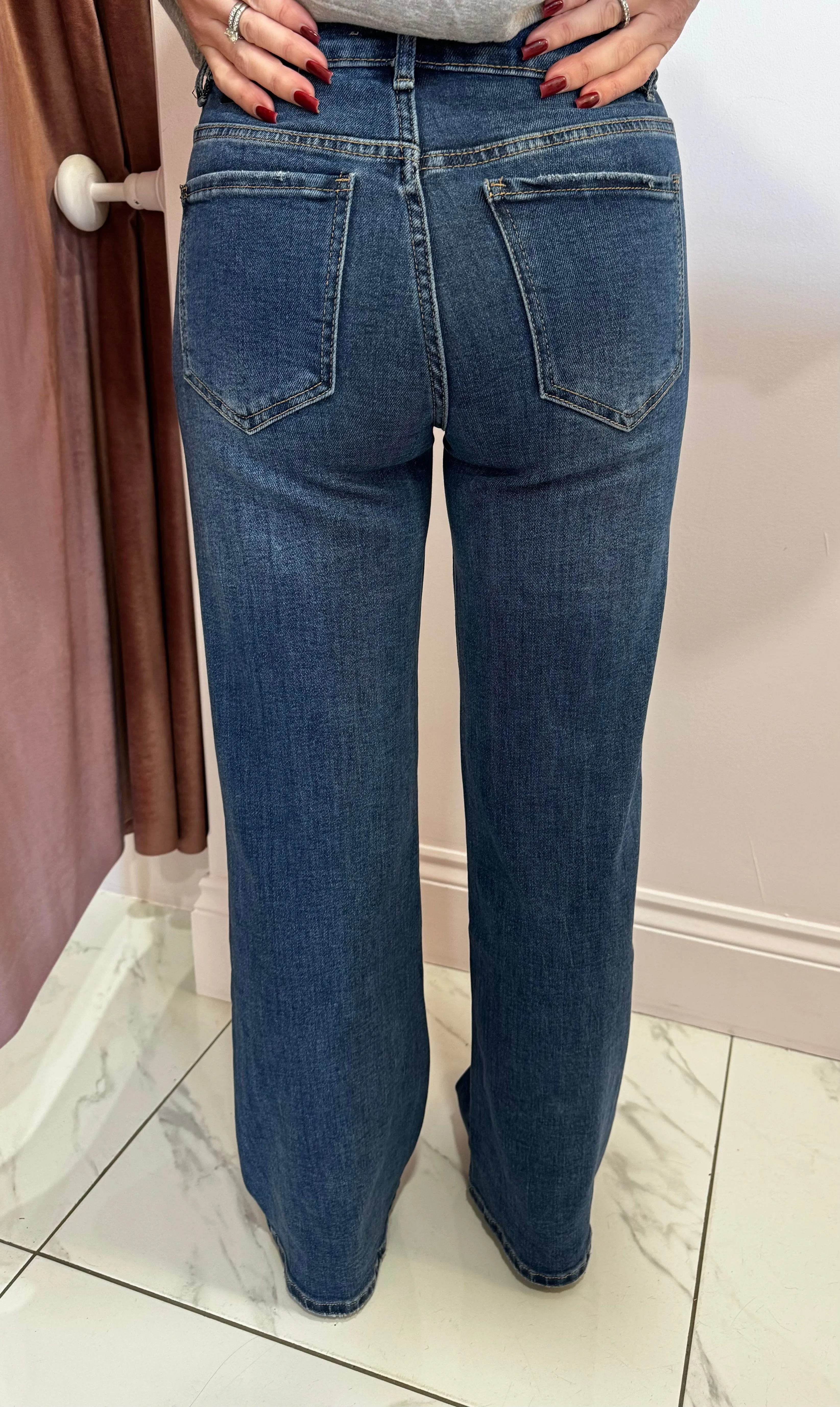 Joanna Wide Leg Jeans