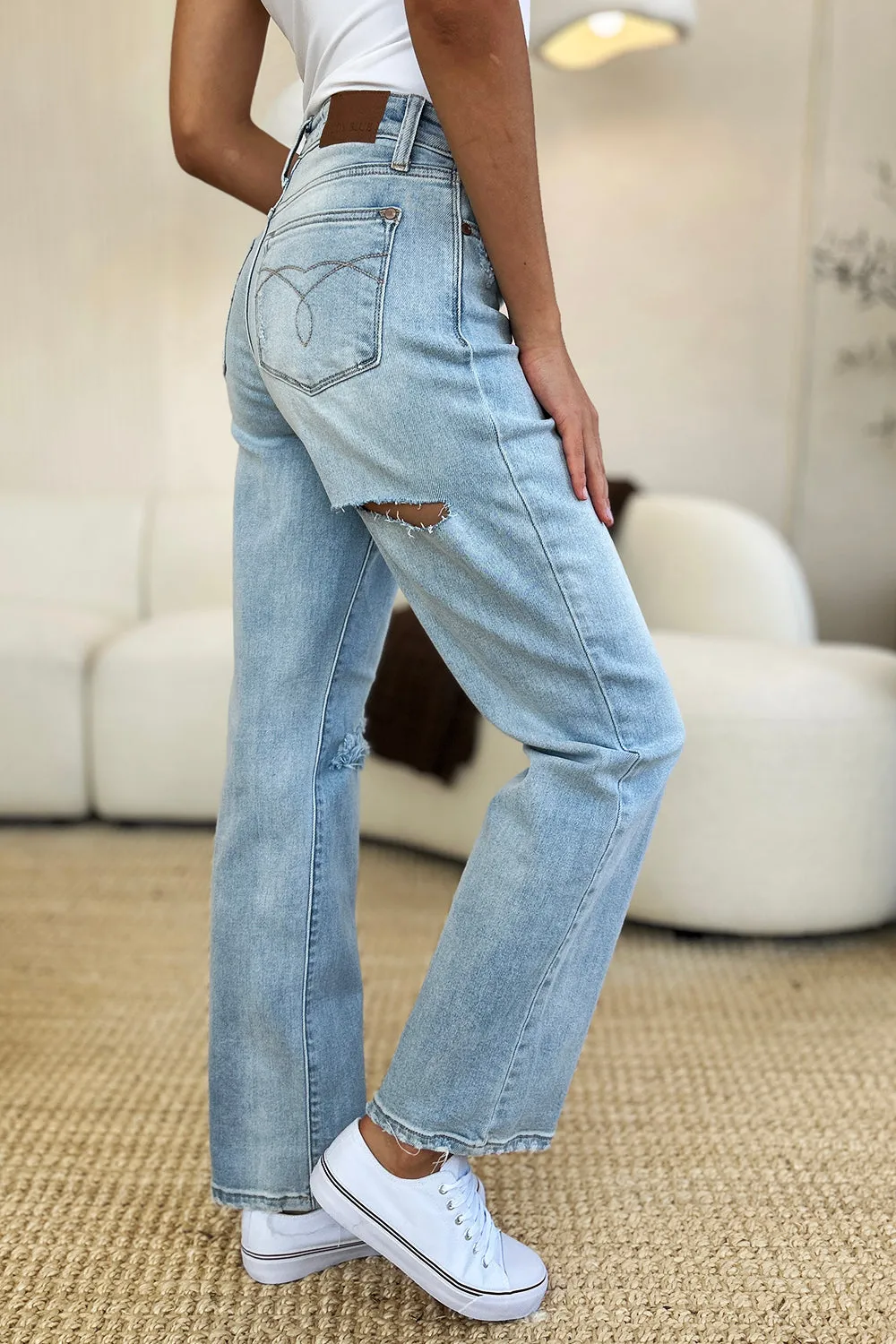 Judy Blue Full-Size High-Waist Distressed Straight Jeans