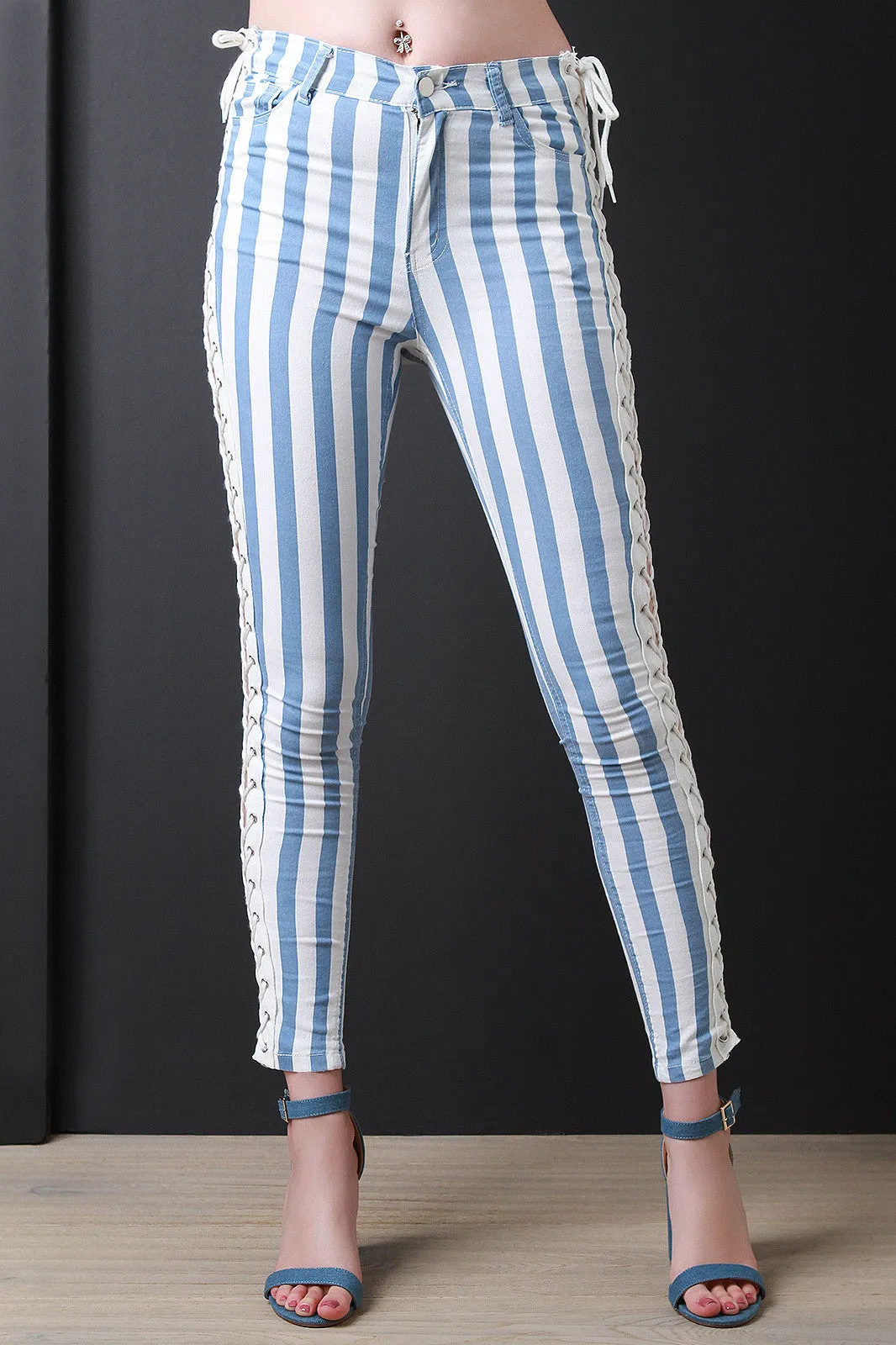 Open Side Grommet Lace-Up Stripe Skinny Pants