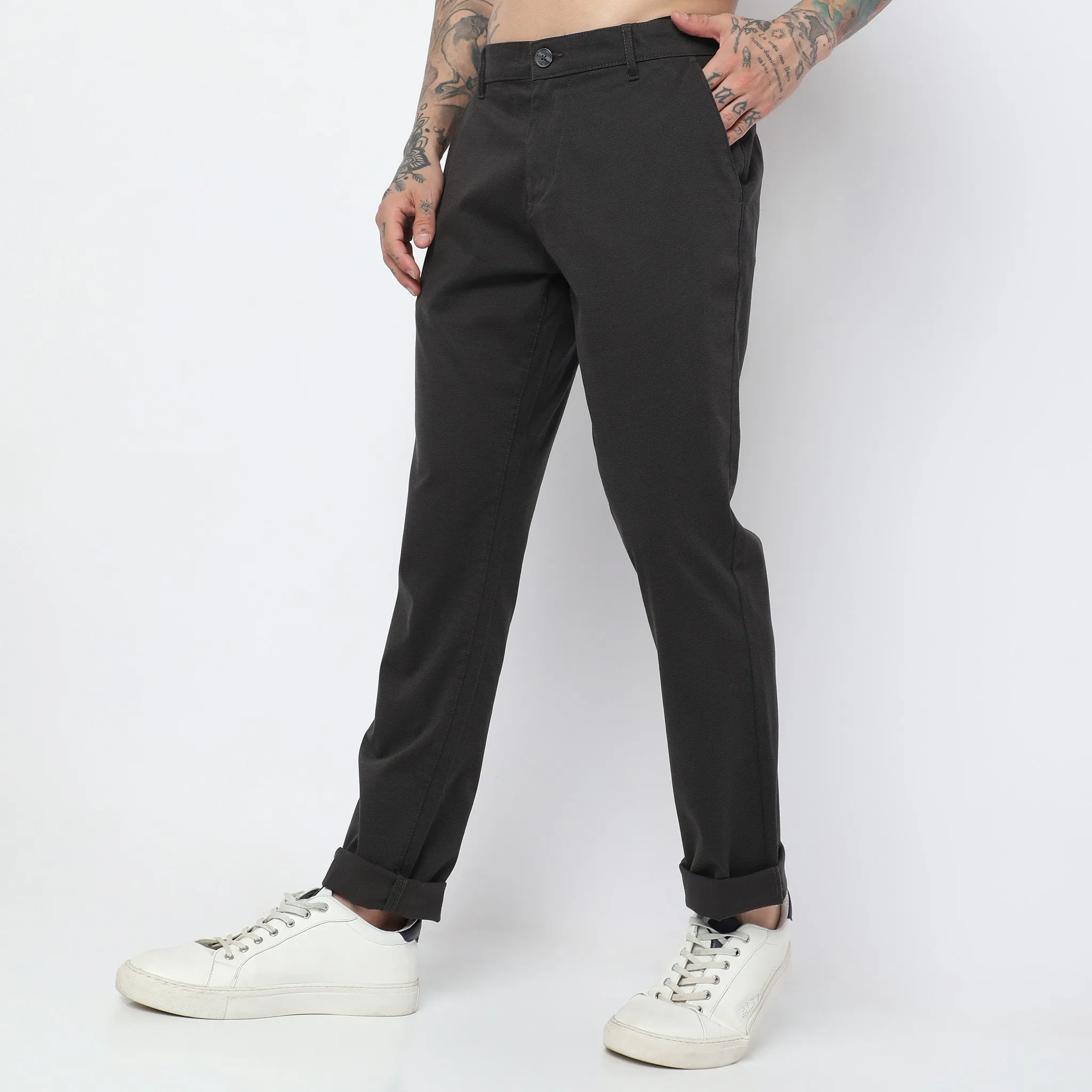 Regular Fit Solid Mid Rise Chinos