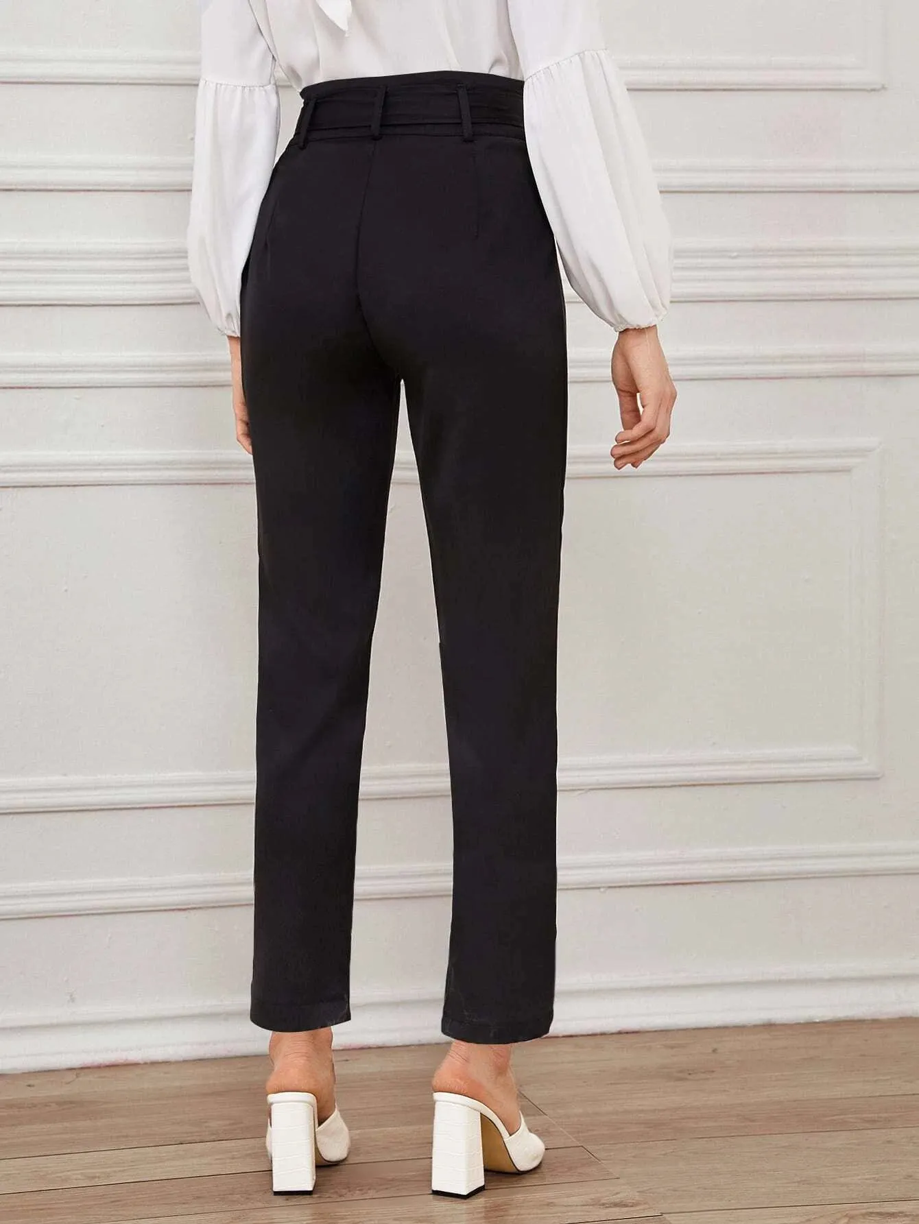 Shein Solid Eyelet Buckle Belted Tailored Pants