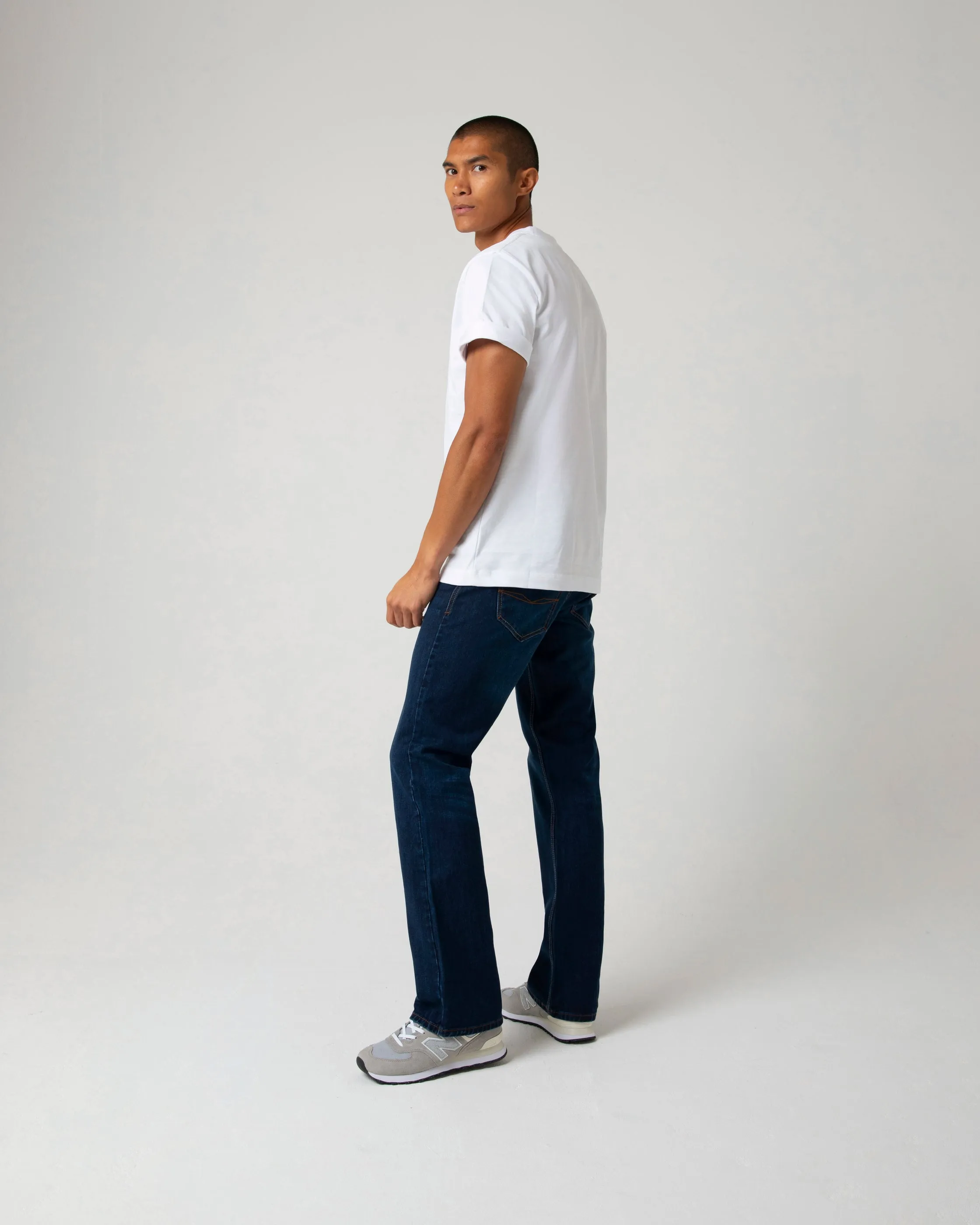 Walker Hudson Relaxed Bootcut Washed Indigo