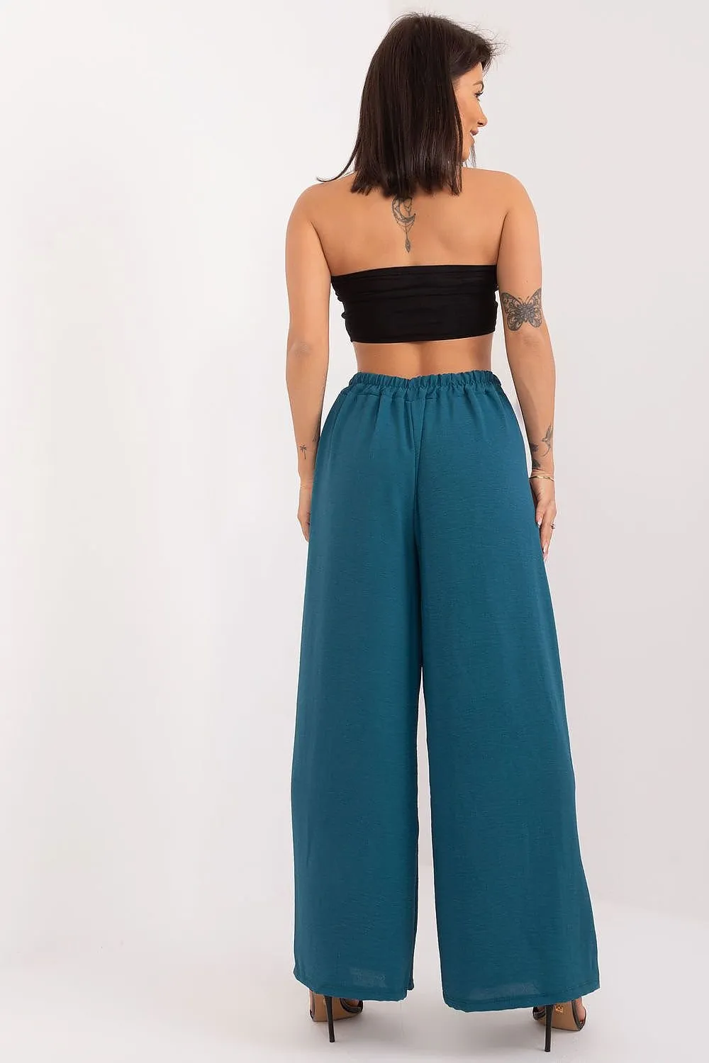 Women trousers model 194726 Italy Moda